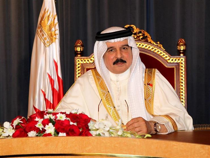 ملك البحرين /المنتصف