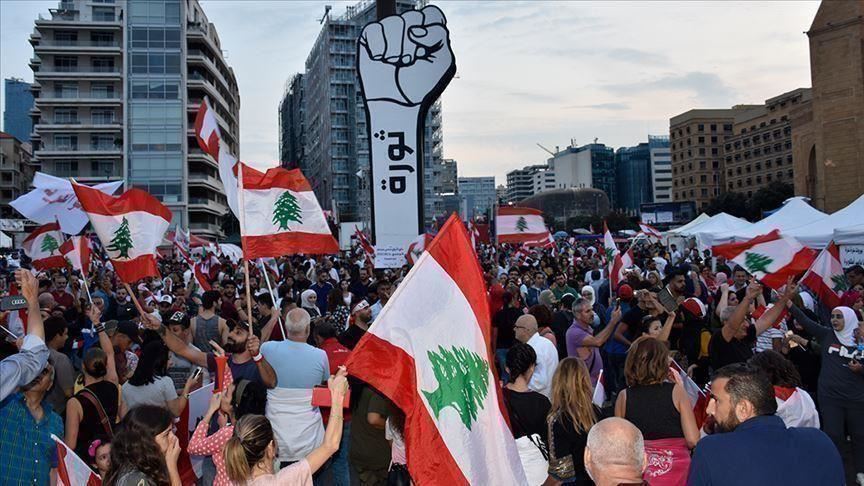 احتجاجات لبنان -المنتصف