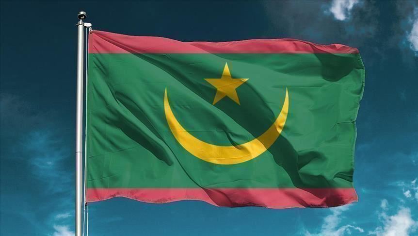 علم موريتانيا -المنتصف