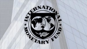 النقد الدولي -المنتصف