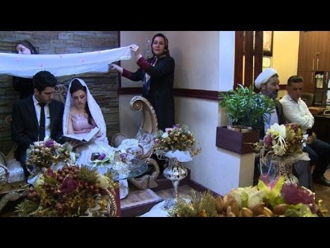 حفل زواج ايران -المنتصف