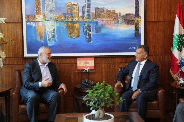 لقاء هنية مع مدير العام للأمن اللبناني-المنتصف