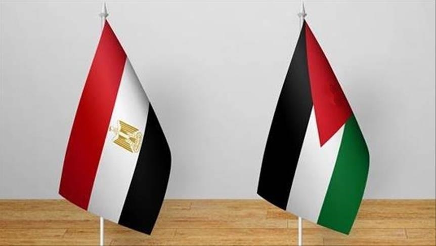 فلسطين و مصر -المنتصف