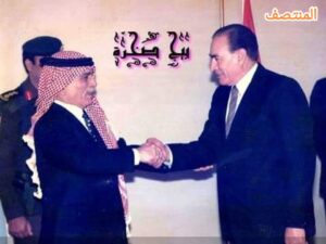 الباشا المومني و الملك حسين - المنتصف