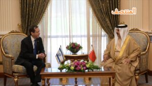 ملك البحرين والرئيس الإسرائيلي - المنتصف