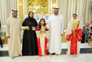 الشيخ سالم بن ركاض يكرم فريق “شكراً لعطائك التطوعي” بوسام المتطوع المستدام 1 فريق “شكراً لعطائك التطوعي - المنتصف