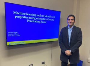 المهندس حمزة البكري - المنتصف