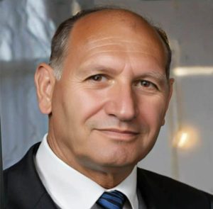 د. جورج طريق - المنتصف