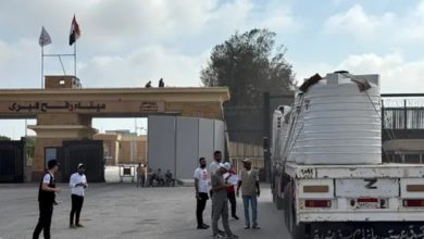 معبر رفح - المنتصف