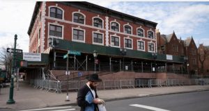 مركز يهودي نيويورك - المنتصف