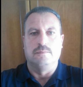 الاستاذ واصل المومني - المنتصف