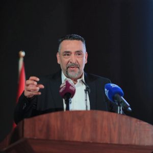 أسامة برهم - المنتصف