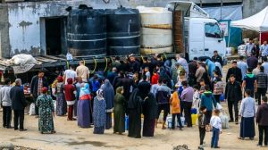 نساء غزة بين مطرقة الحرب و سنديان التأقلم... وردة بن جرمي 1 غزة -المنتصف