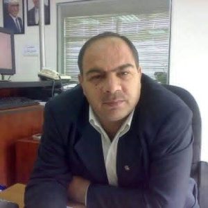 محمد علي المومني في ذمة الله 1 محمد علي المومني - المنتصف