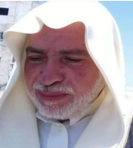 الشيخ قاسم شحادة المومني - المنتصف