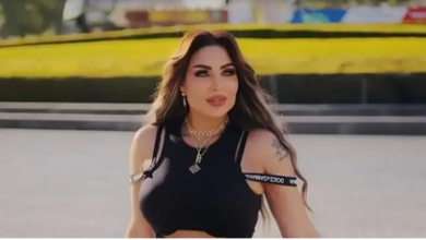 سارة خليفة - المنتصف