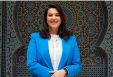 فاطمة الزهراء المنصوري - المنتصف