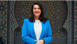 فاطمة الزهراء المنصوري أول سيدة تُكلف برئاسة الحكومة المغربية 1 فاطمة الزهراء المنصوري - المنتصف