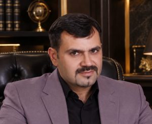 خليل روزا - المنتصف